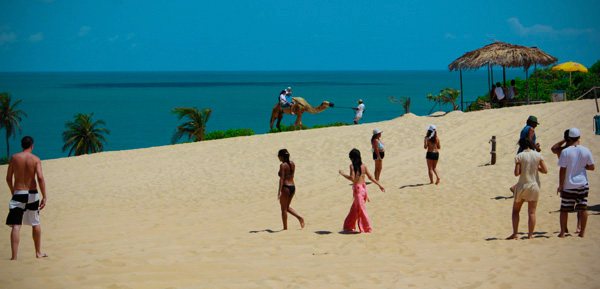 Passeio de dromedário em Genipabu - Natal - Fui e Vou Voltar - Alessandro Paiva