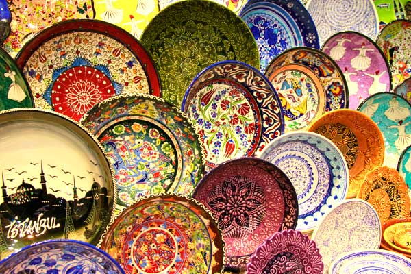 Tigelas pintadas à mão, no Bazar Egípcio - Istanbul - Fui e Vou Voltar - Alessandro Paiva