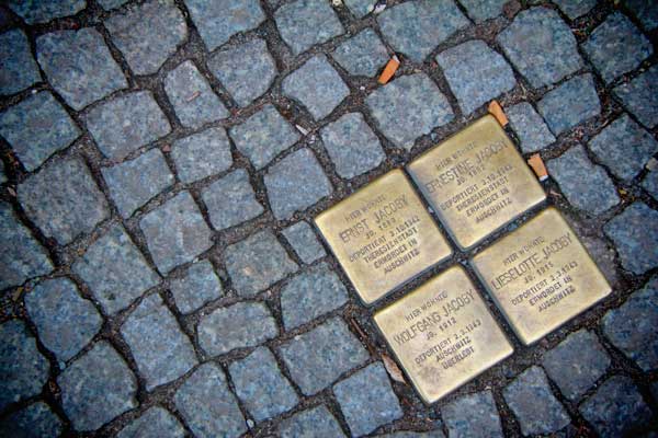 Stolperstein - Berlin - Fui e Vou Voltar - Alessandro Paiva