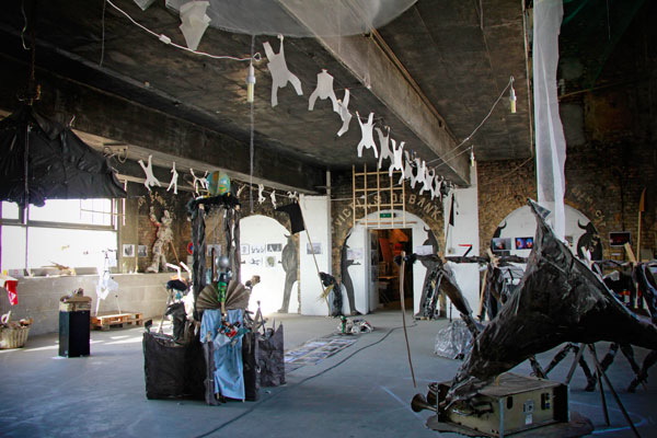 Exposição na Kunsthaus Tacheles - Berlin - Fui e Vou Voltar - Alessandro Paiva