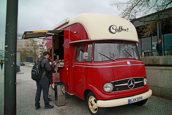 Café - Berlin - Fui e Vou Voltar - Alessandro Paiva