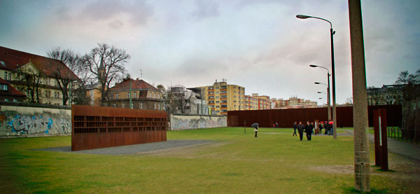 Gedenkstätte Berliner Mauer - Berlin - Fui e Vou Voltar - Alessandro Paiva