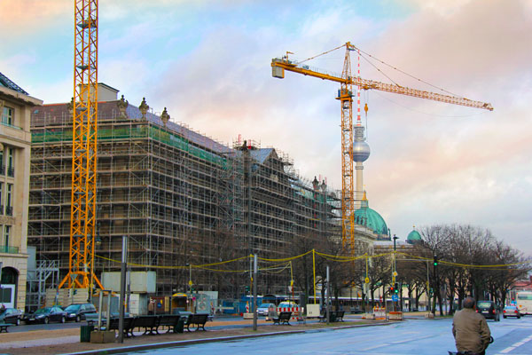 Construção na Unter den Linden - Berlin - Fui e Vou Voltar - Alessandro Paiva