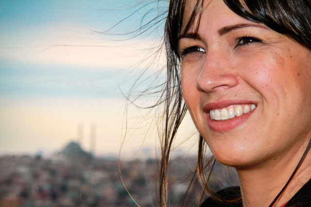 Ana, na Torre de Galata