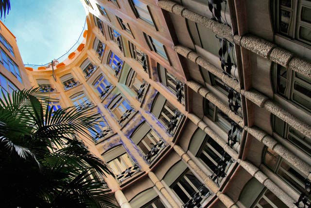 Vão central da Casa Milà