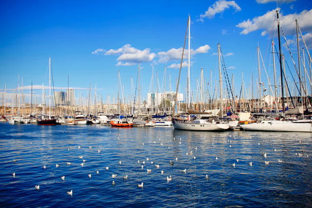 Port Vell, visto da Carrer del Mar