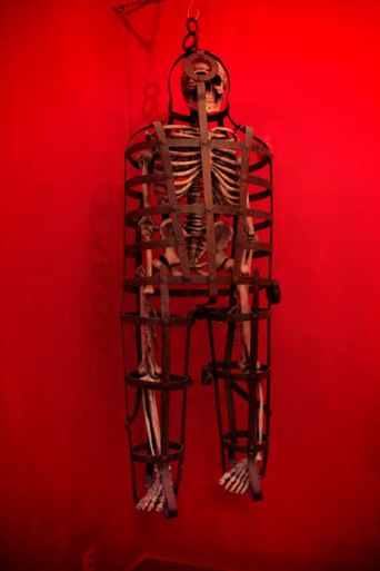 Instrumento de tortura, no Museu de Instrumentos de Tortura Medieval (Muzeum středověkých mučících nástrojů)