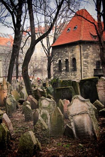 Cemitério Judaico (Starý židovslý hřbitov)