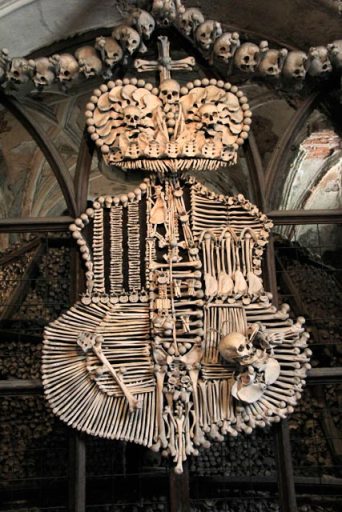 Brasão, no Ossuário de Sedlec