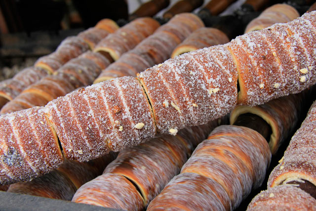 Pão trdelník, vendido na Praça da CIdade Velha