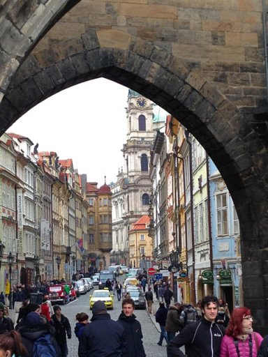 Entrada para a Malá Strana vista da Ponte Carlos