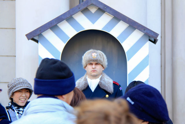 Soldado da Guarda Real, na entrada do Castelo de Praga