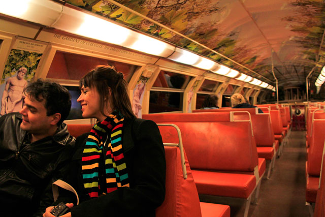 Élcio e Ana, indo para a Torre Eiffel