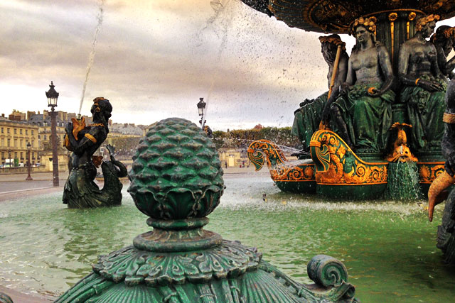 Fontaine des Fleuves (Fonte dos Rios), na Place de la Concorde (via Instagram)