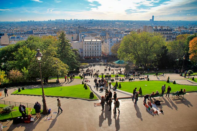 Escadaria que leva à Sacré-Cœur