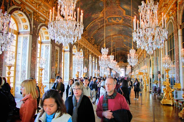Salão dos Espelhos, no Palácio de Versalhes