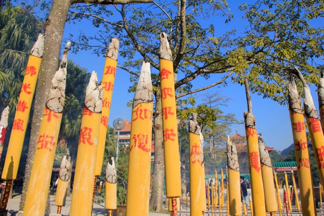 Incensos no Po Lin Monastery