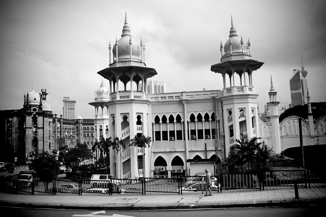 Estação Ferroviária de Kuala Lumpur (Stesen Keretapi Kuala Lumpur)