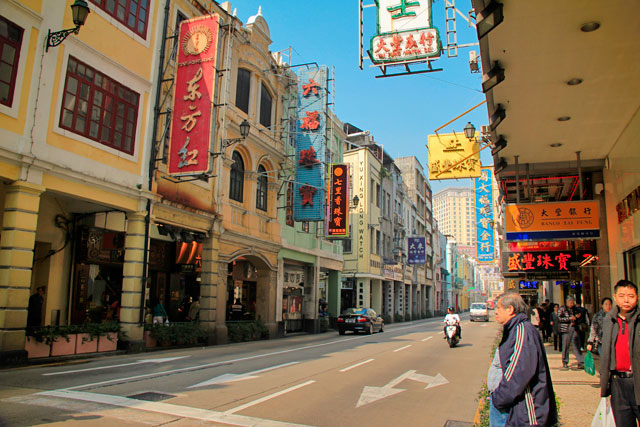 Avenida de Almeida Ribeiro