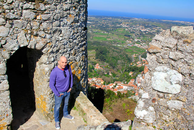 Uma das torres do Castelo dos Mouros