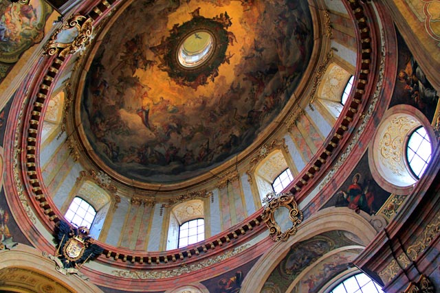 Cúpula da Peterskirche