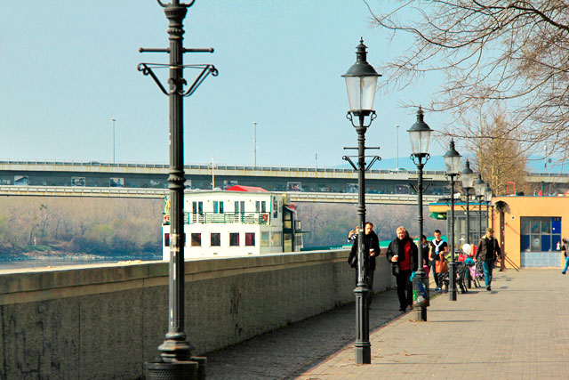 Rio Danúbio, visto da Rázusovo nábrežie
