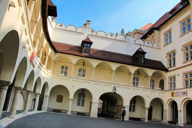 Pátio da Stará radnica