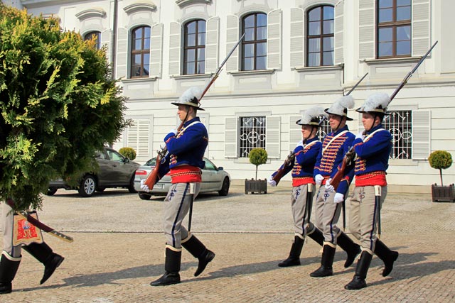 Troca da guarda do Prezidentský palác