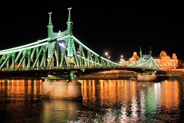 Szabadság híd (Ponte da Liberdade)