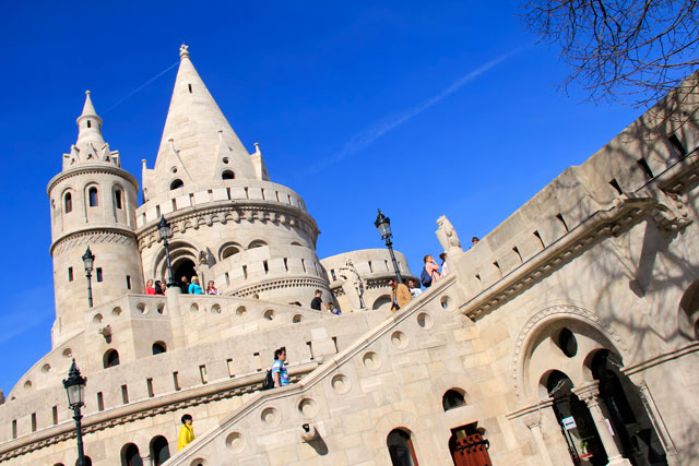 Halászbástya (Bastião dos Pescadores)