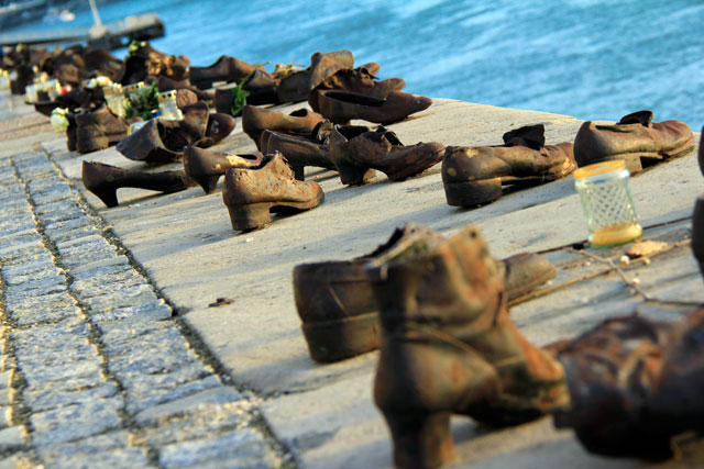 Cipők a Duna-parton (Sapatos no Danúbio)