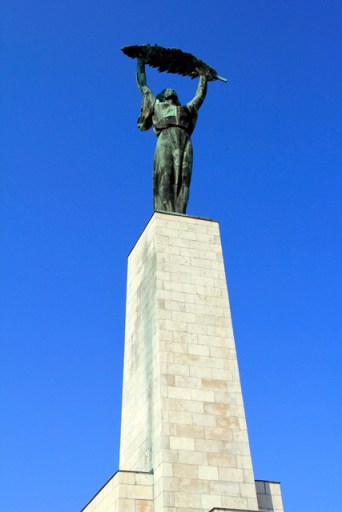 Estátua da Liberdade, na Colina de Gellért