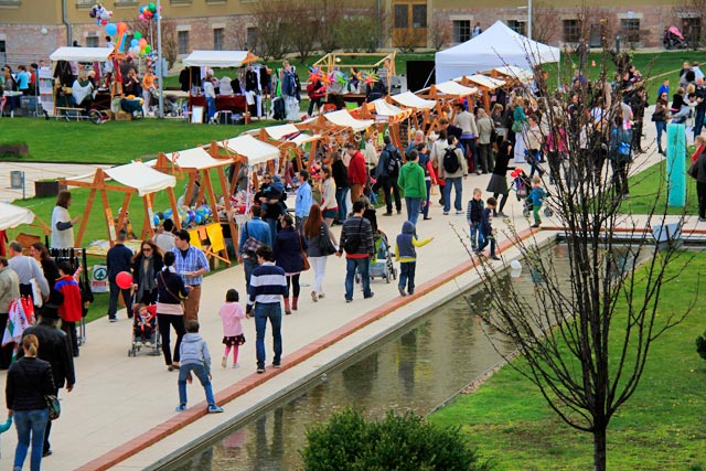 Feira no Parque Millenáris