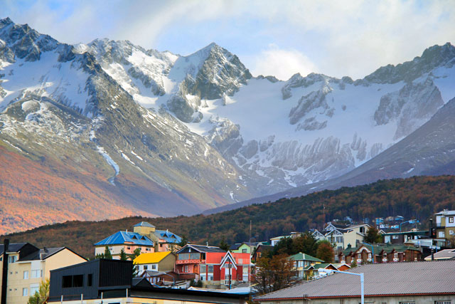 Montanhas de Ushuaia vistas da Av. Maipú