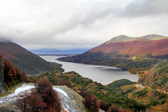Lago Escondido, visto do Mirador Paso Garibaldi 