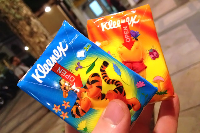 Lenços de papel utilizados em Singapura