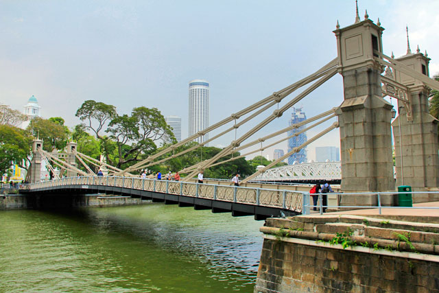 Cavenagh Bridge