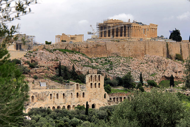 Acrópole e Odeão de Herodes Ático vistos do Monte Philopappou