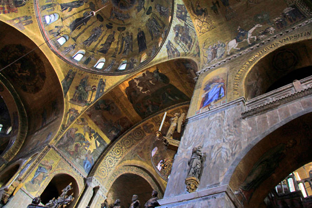 Mosaicos bizantinos da Basilica di San Marco