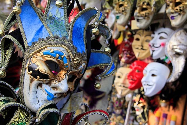 Banca de máscaras, na Riva degli Schiavoni