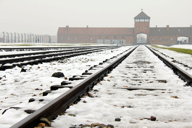 Entrada para Auschwitz II