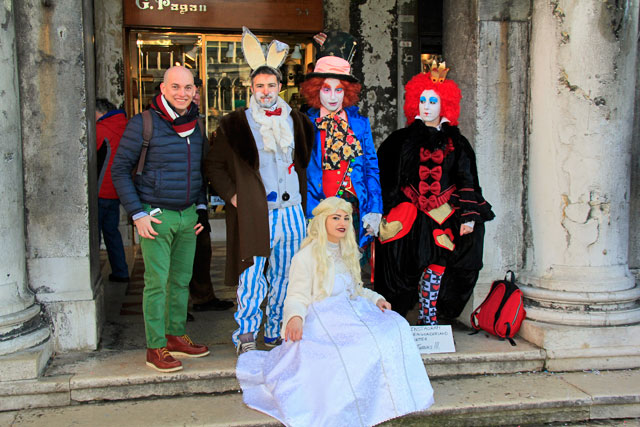 Foliões na Piazza San Marco