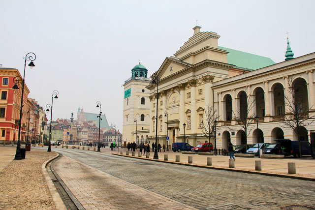 Igreja de Santa Ana e Biblioteca Central da Universidade Agrícola Michael Oczapowskiego, na Cidade Velha
