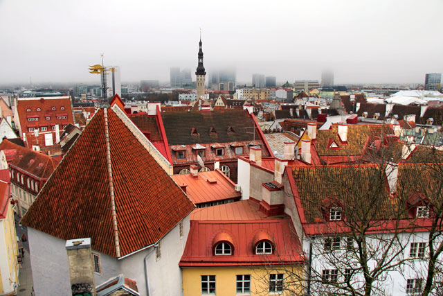 Tallinn vista do mirante de Kohtuotsa Vaateplats