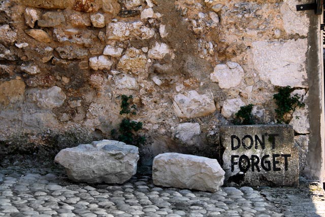 "Don't forget '93", na rua Kujundžiluk